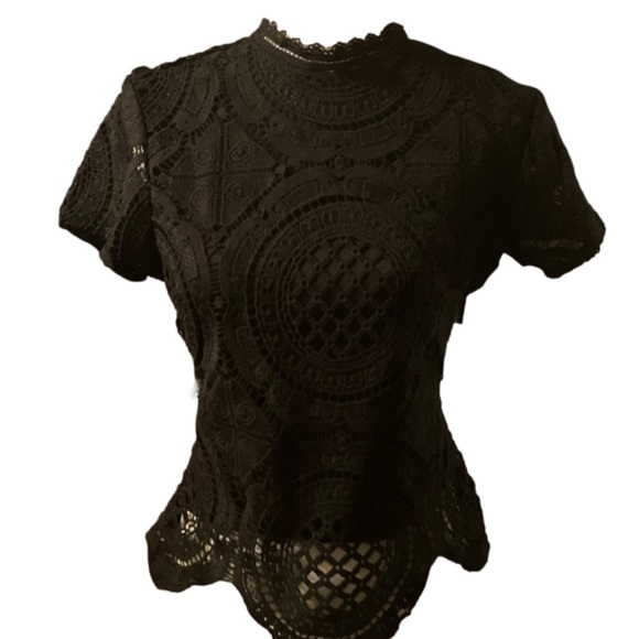 Women’s Lace Top /Shirt NEW - Picture 1 of 2